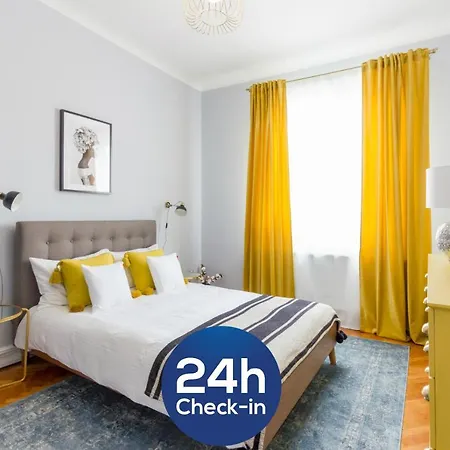 Apartment Chic 3 Bedroom Cluj-Napoca