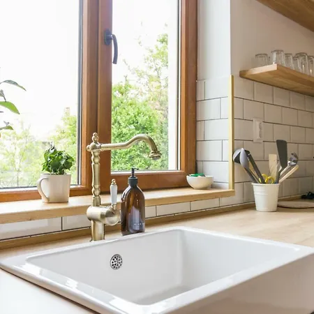 Chic 3 Bedroom Apartament