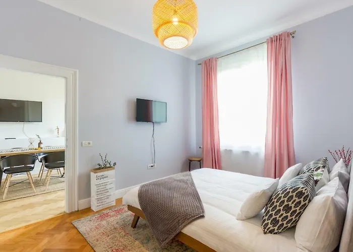 Chic 3 Bedroom Apartament Cluj-Napoca