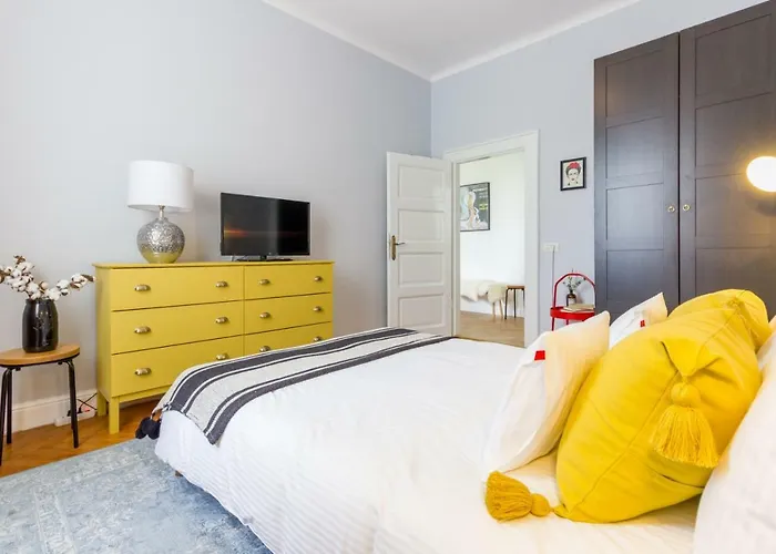 Appartement Chic 3 Bedroom *